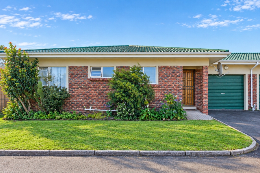 2 Bedroom Property for Sale in Abbotsford Eastern Cape